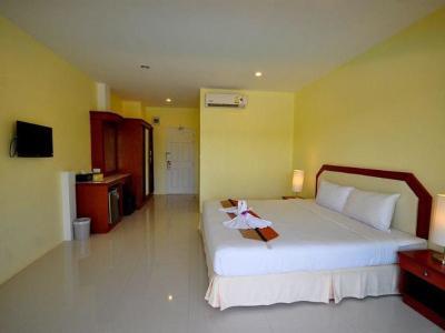 Hotel OYO 75361 Phuket Airport Sonwa Resort - Bild 5