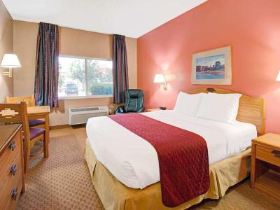 Hotel Days Inn & Suites by Wyndham Airport Albuquerque - Bild 4