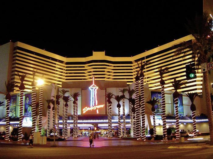 The STRAT Hotel, Casino & Tower - Bild 1