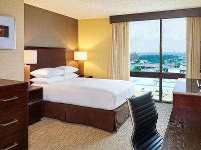 Hotel DoubleTree by Hilton San Antonio Airport - Bild 5