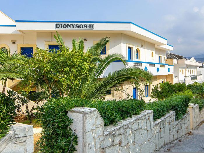Dionysos Hotel Apartments & Studios - Bild 1