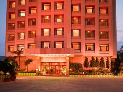 Hotel The HHI Varanasi - Bild 3