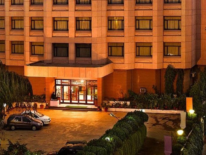 Hotel The HHI Varanasi - Bild 1