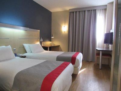 Hotel Holiday Inn Express Barcelona - Montmelo - Bild 5