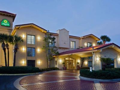 Hotel La Quinta Inn by Wyndham Orlando Airport West - Bild 3