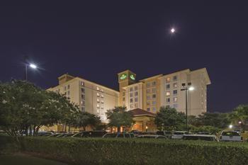 Hotel La Quinta Inn & Suites by Wyndham San Antonio Airport - Bild 5