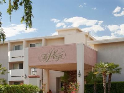 Hotel WorldMark Palm Springs - Plaza Resort and Spa - Bild 2