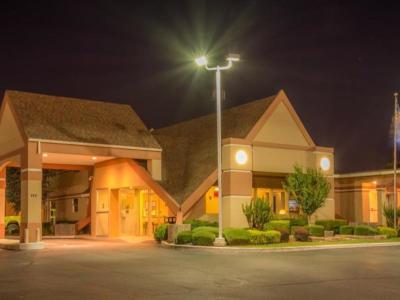 Hotel Howard Johnson by Wyndham Oklahoma City Airport/ Fairgrounds - Bild 3