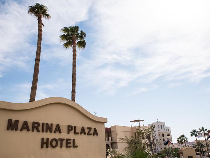 Marina Plaza Hotel Tala Bay - Bild 1