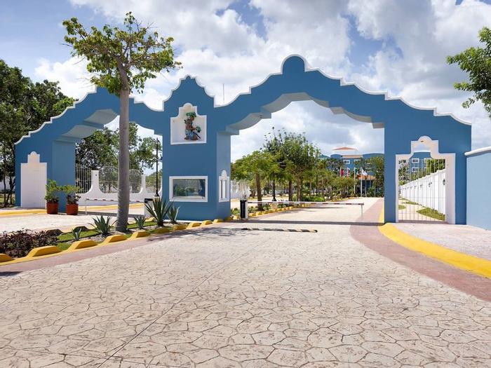 Hotel Courtyard Cancun Airport - Bild 1