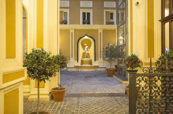 Hotel Inn Rome Rooms & Suites - Bild 5