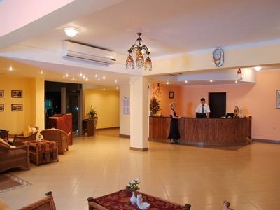 Hotel Wadi Lahmy Azur Resort Berenice - Bild 4