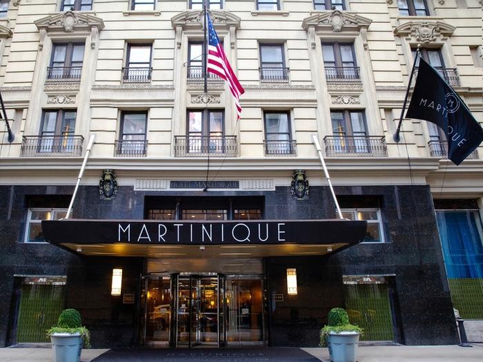 Hotel Martinique New York on Broadway, Curio Collection by Hilton - Bild 1