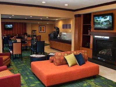 Hotel Fairfield Inn & Suites Fort Worth University Drive - Bild 5