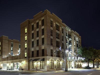 Hotel Holiday Inn Savannah Historic District - Bild 5