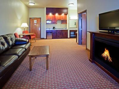 Hotel Baymont Inn & Suites by Wyndham Sturgis - Bild 5