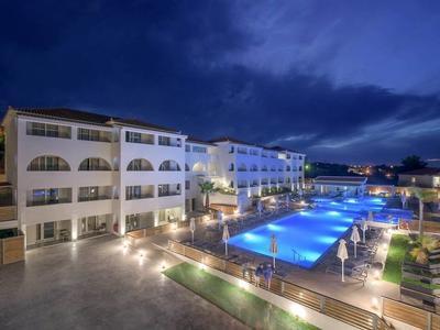 Hotel Azure Resort & Spa - Bild 4