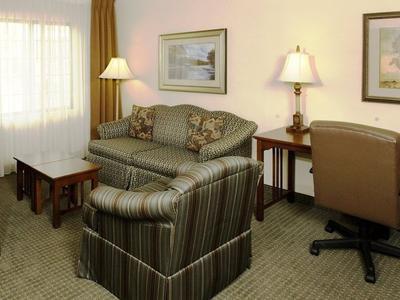 Hotel Staybridge Suites Savannah Airport - Pooler - Bild 3