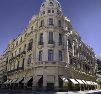 Hotel Esplendor by Wyndham Savoy Rosario - Bild 4