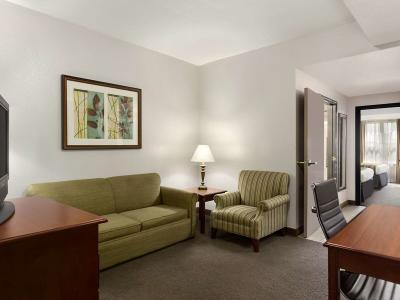 Hotel Country Inn & Suites by Radisson, Panama City Beach, FL - Bild 4