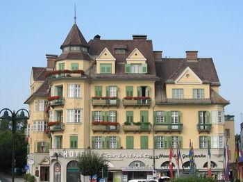 Hotel Carinthia - Bild 1