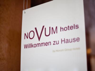 Novum Hotel Rieker Stuttgart Hauptbahnhof - Bild 4