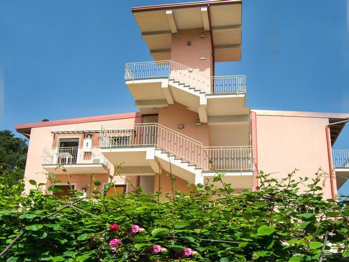 Hotel Residence Villa Toarmina - Bild 1