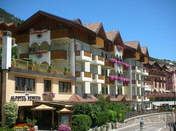 Hotel Alpotel Dolomiten - Bild 1