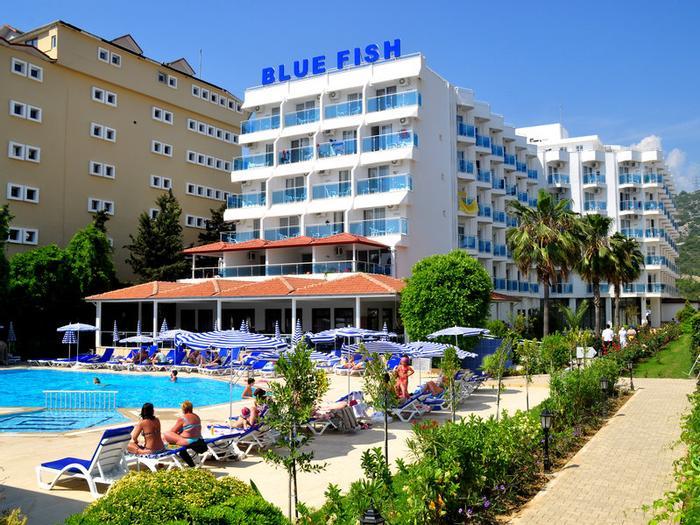 Blue Fish Hotel - Bild 1