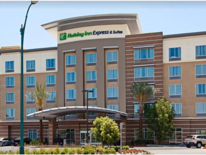 Hotel Holiday Inn Express & Suites - Anaheim Resort Area - Bild 1