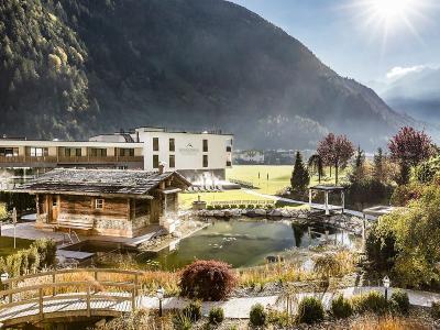 Hotel Alpine Luxury Spa Resort Schwarzenstein - Bild 2