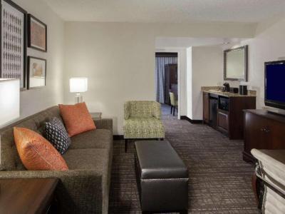 Hotel Embassy Suites by Hilton Philadelphia Airport - Bild 5