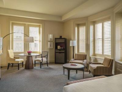 Hotel Embassy Suites by Hilton Philadelphia Airport - Bild 4