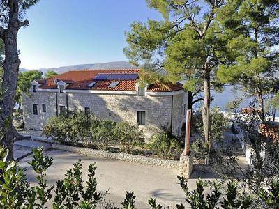 Hotel & Villa Sveti Kriz & Kamp Sveti Kriz - Bild 3