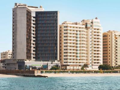 Hotel Wyndham Garden Ajman Corniche - Bild 2