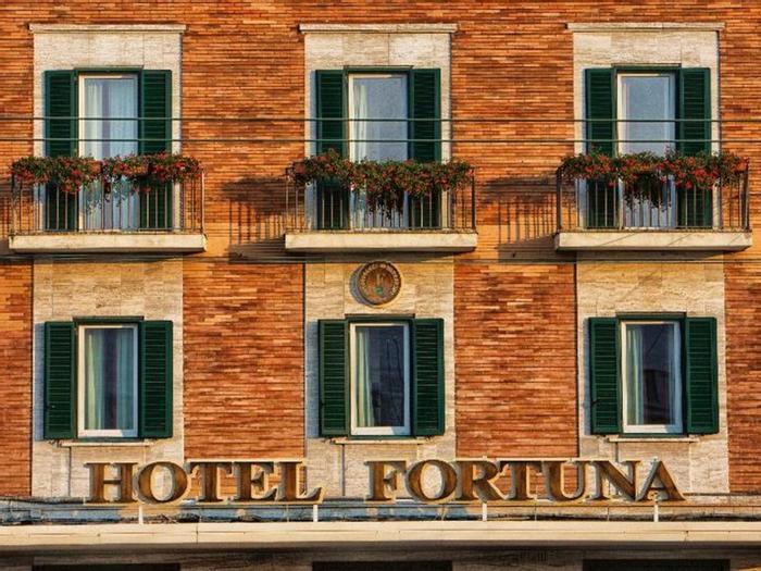 Fortuna Hotel - Bild 1