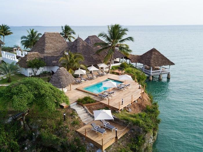 Hotel Chuini Zanzibar Beach Lodge - Bild 1