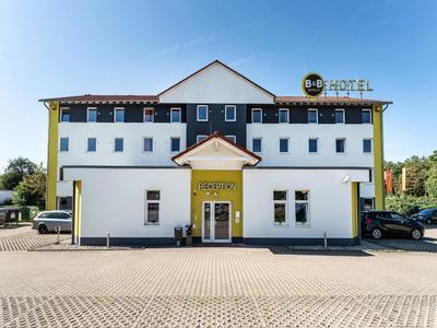 B&B HOTEL Freiburg-Nord - Bild 2