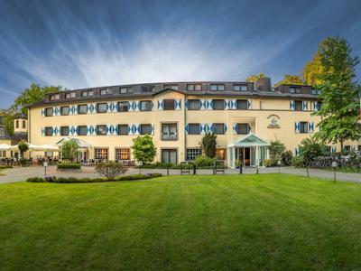 Schloss Hohenfeld Parkhotel - Bild 4