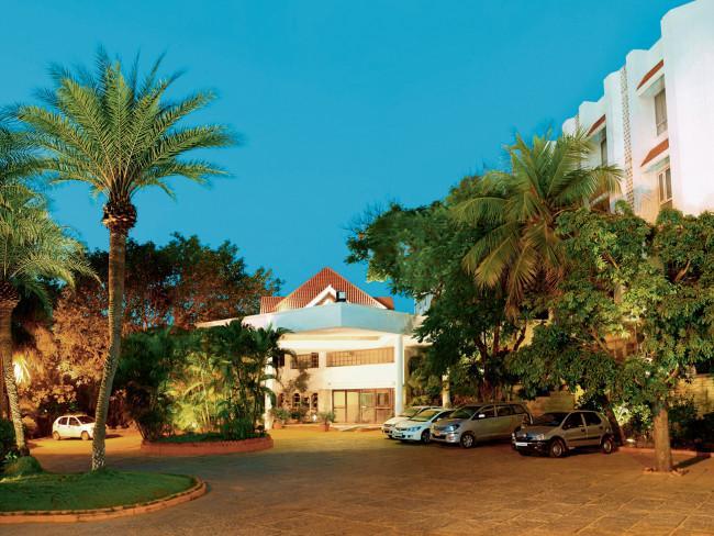Hotel Courtyard Tiruchirappalli - Bild 1