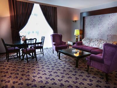 Hotel Hawthorn Suites By Wyndham Al Khobar - Bild 4