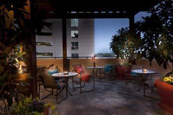 Hotel Embassy Suites Fort Worth - Downtown - Bild 2