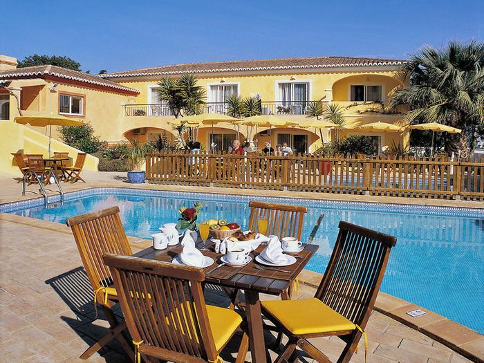Hotel Costa d'Oiro Ambiance Village - Bild 1