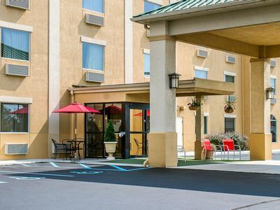 Hotel Comfort Inn & Suites Wilkes Barre - Arena - Bild 3