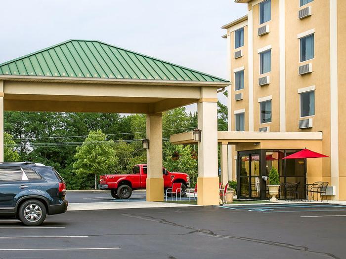 Hotel Comfort Inn & Suites Wilkes Barre - Arena - Bild 1