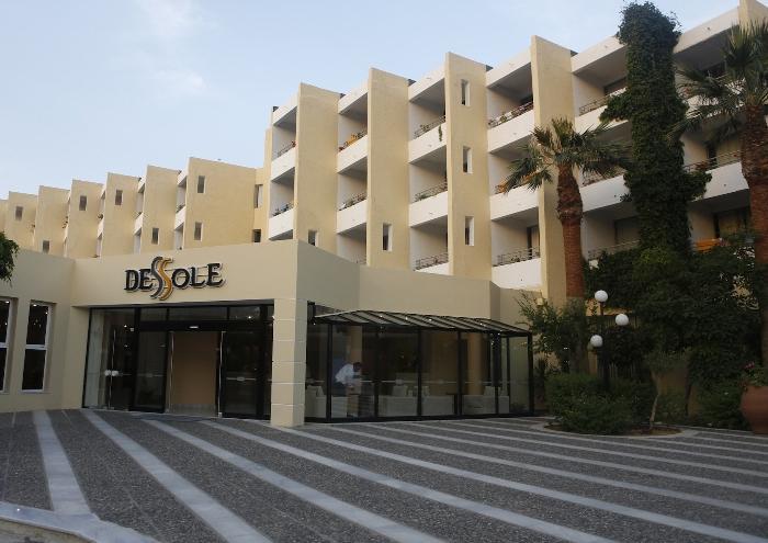 Hotel Dessole Dolphin Bay Resort - Bild 1