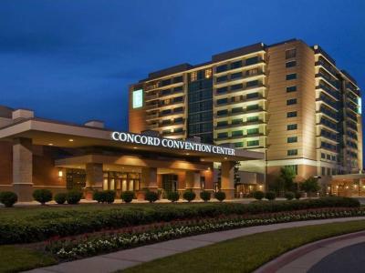 Hotel Embassy Suites by Hilton Charlotte Concord Golf Resort & Spa - Bild 4