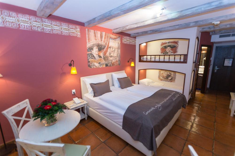 Hotel El Andaluz - Bild 1