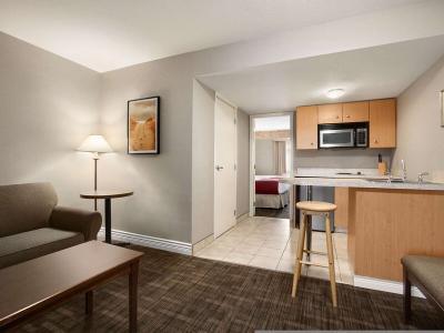Hotel Days Inn & Suites by Wyndham Revelstoke - Bild 5