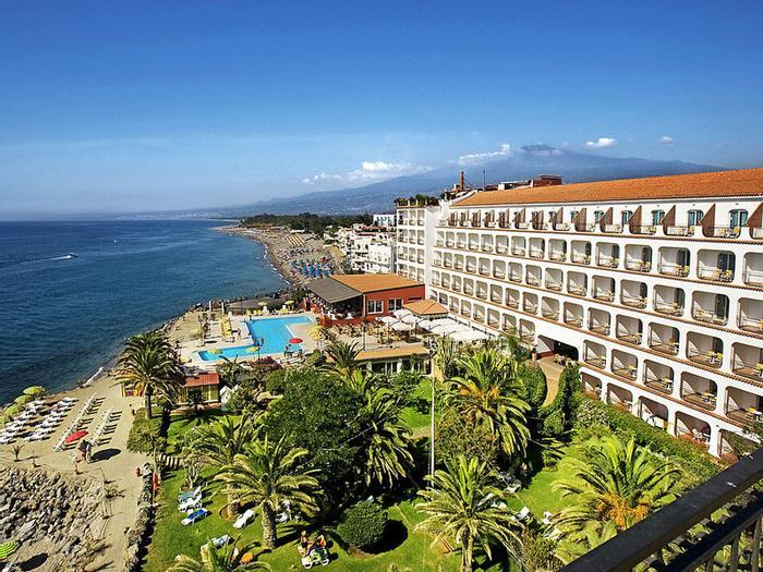 Delta Hotels by Marriott Giardini Naxos - Bild 1